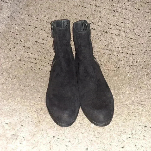 STUART WEITZMAN-Zipzipzip-Black Suede Leather Ankle Boots-Size 7.5-Excellent - Picture 3 of 7